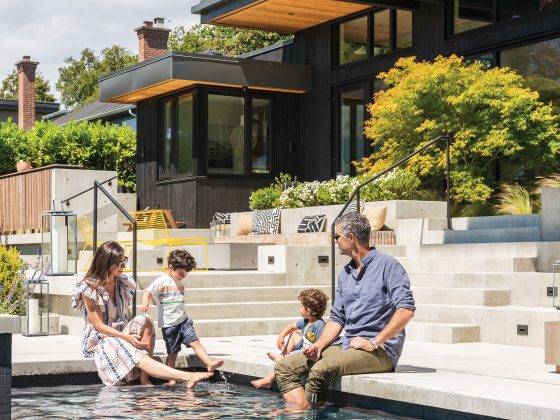 Pleasing vistas were an intentional choice on the part of architect Franc D’Ambrosio. The home’s location allows the family to balance their need for the convenience of the city with their love of the outdoors.