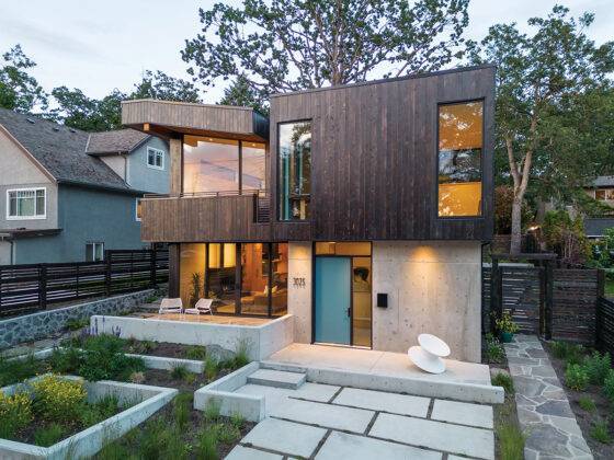 Spruce Magazine - House of Glass (Winter Issue 2023/2024)